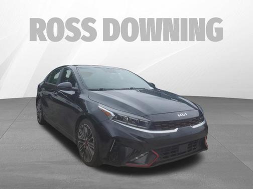 Aurora Black Pearl 2022 Kia Forte GT