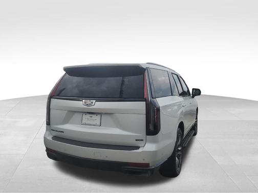 2022 Cadillac Escalade Sport