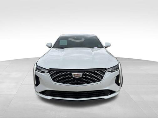 2025 Cadillac CT4 Luxury