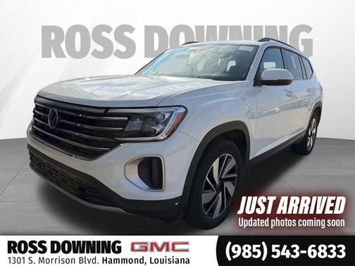 2025 Volkswagen Atlas 2.0T SE w/Technology