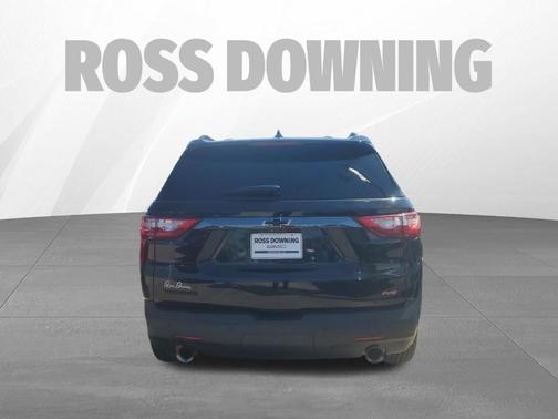 Mosaic Black Metallic 2020 Chevrolet Traverse RS