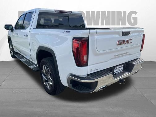 Summit White 2023 GMC Sierra 1500 SLT