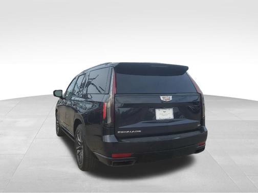 2022 Cadillac Escalade Sport