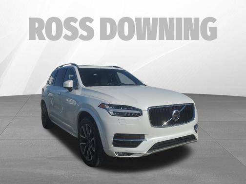 2019 Volvo XC90 T6 Momentum