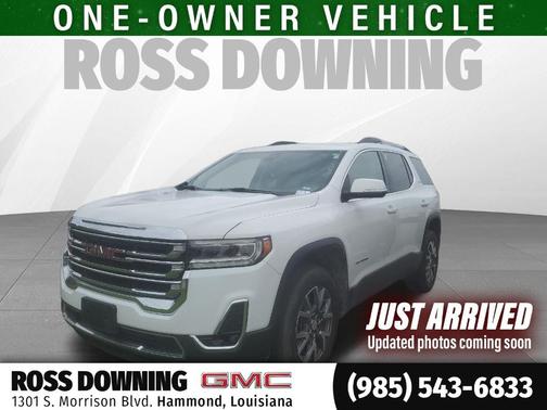 Summit White 2023 GMC Acadia SLT