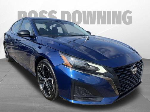 Deep Blue Pearl 2024 Nissan Altima 2.5 SR