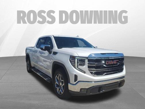 White Frost Tri-Coat 2023 GMC Sierra 1500 SLT