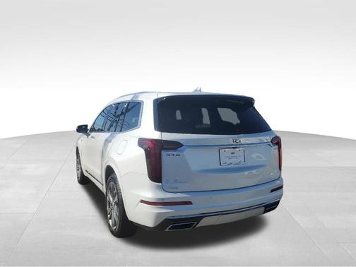 2024 Cadillac XT6 Premium Luxury AWD