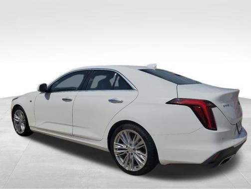2023 Cadillac CT4 Premium Luxury