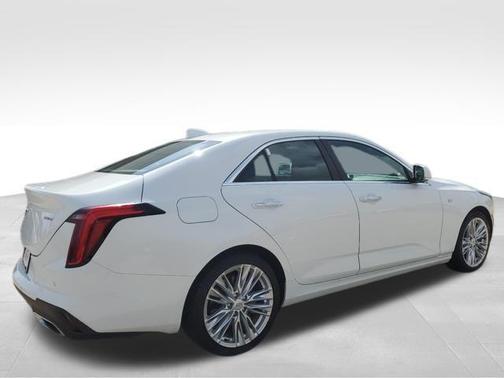 2023 Cadillac CT4 Premium Luxury
