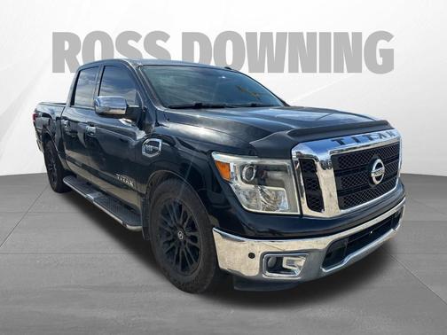 2017 Nissan Titan SL