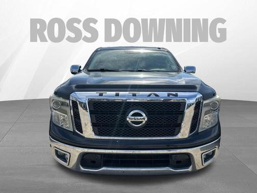 2017 Nissan Titan SL