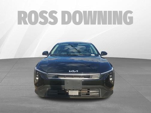 Aurora Black Pearl 2025 Kia K4