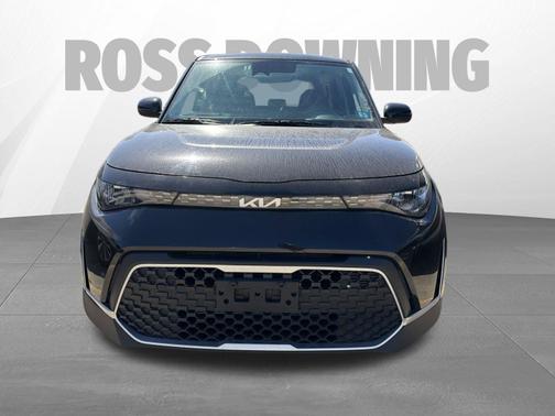 Fusion Black 2024 Kia Soul LX