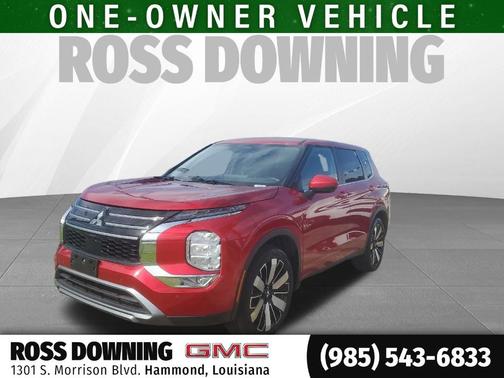 Burgundy 2025 Mitsubishi Outlander SE