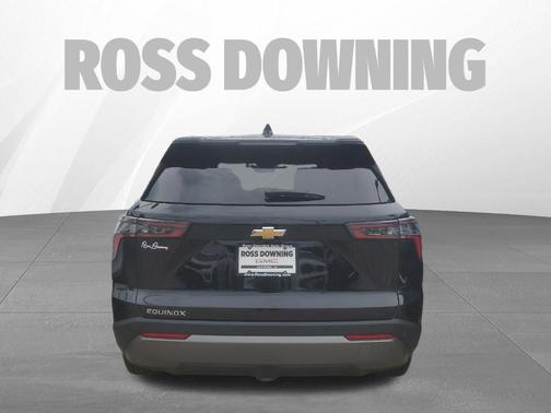 Mosaic Black Metallic 2026 Chevrolet Equinox LT