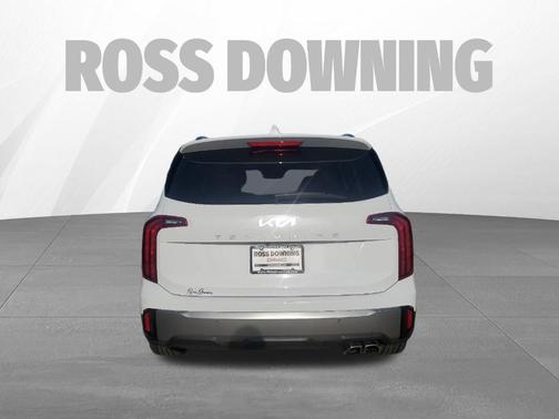 Glacial White Pearl 2025 Kia Telluride S