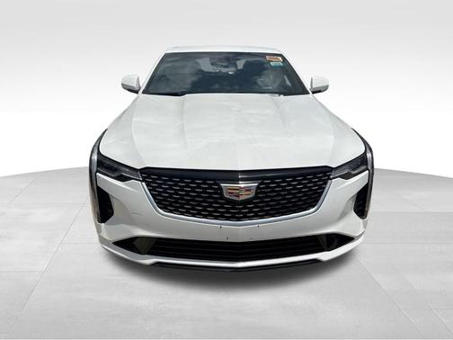 2024 Cadillac CT4 Luxury