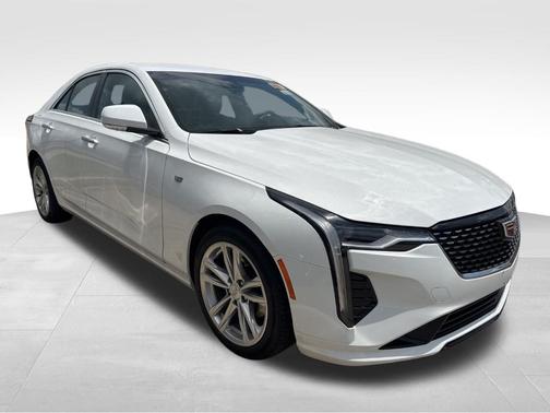 2024 Cadillac CT4 Luxury