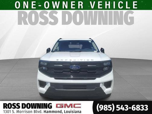 Oxford White 2025 Ford Expedition Active