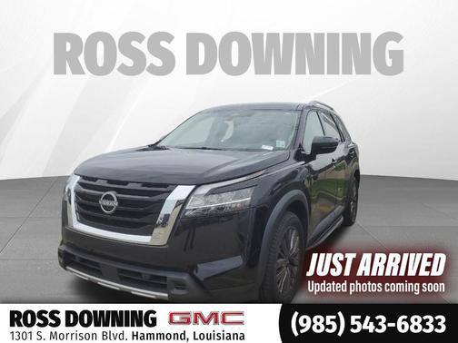 Black 2023 Nissan Pathfinder SL
