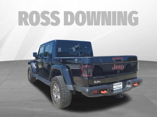 Black Clearcoat 2024 Jeep Gladiator Mojave