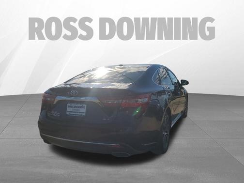 2018 Toyota Avalon XLE