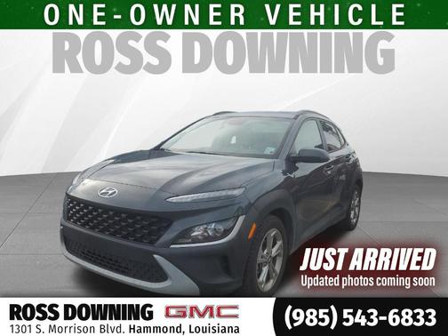 Gray 2023 Hyundai KONA SEL