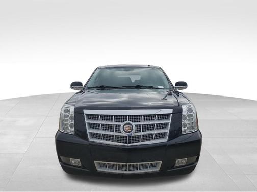2014 Cadillac Escalade Platinum Edition