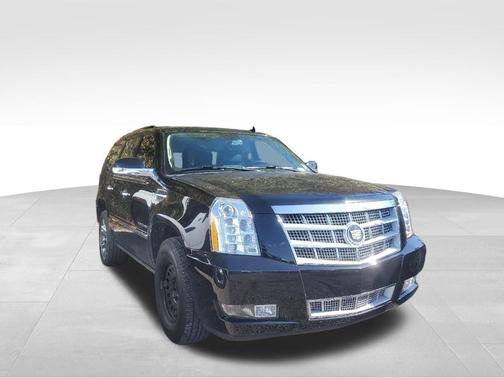 2014 Cadillac Escalade Platinum Edition