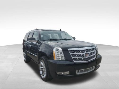 2014 Cadillac Escalade Platinum Edition