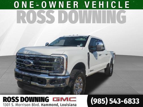 Oxford White 2025 Ford F-250 Lariat
