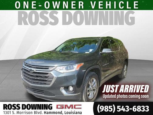 Graphite Metallic 2018 Chevrolet Traverse LT Cloth