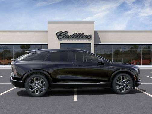 2025 Cadillac OPTIQ Luxury