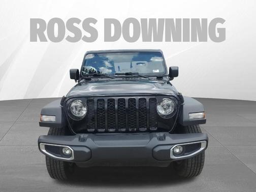 2023 Jeep Gladiator Sport
