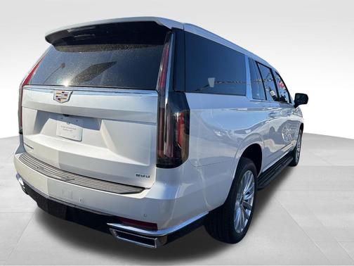 2023 Cadillac Escalade ESV Luxury