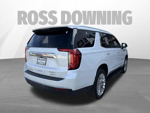 White Frost Tricoat 2023 GMC Yukon SLT