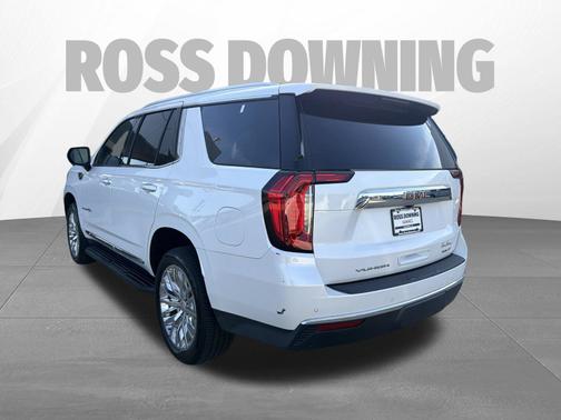White Frost Tricoat 2023 GMC Yukon SLT
