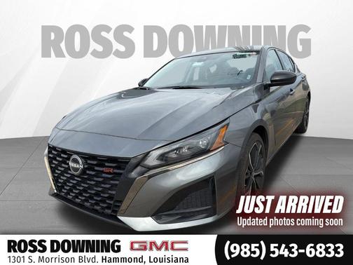 2025 Nissan Altima SR