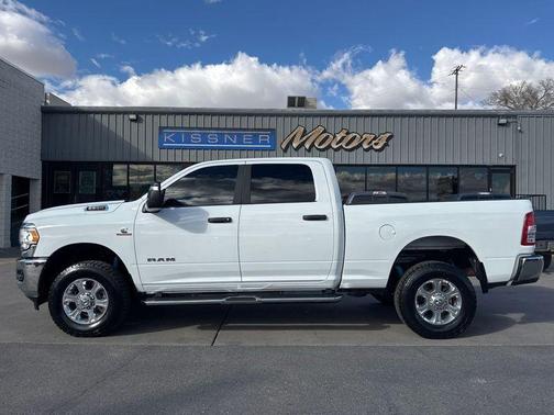 Bright White Clearcoat 2024 RAM 2500 Big Horn