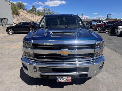 Deep Ocean Blue Metallic 2019 Chevrolet Silverado 3500 LTZ