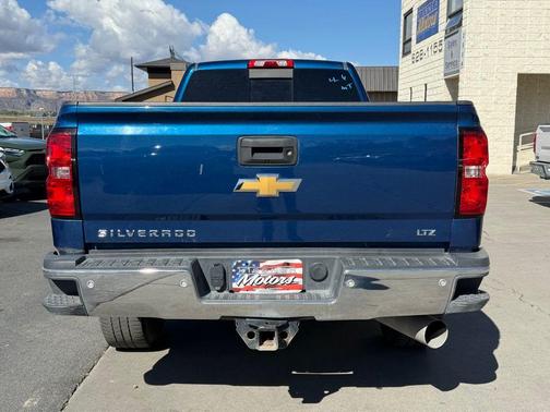 Deep Ocean Blue Metallic 2019 Chevrolet Silverado 3500 LTZ