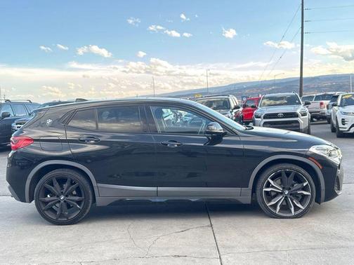 Black Sapphire Metallic 2020 BMW X2 xDrive28i
