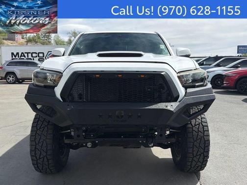 Super White 2017 Toyota Tacoma TRD Sport