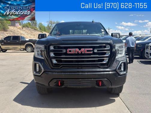 Black 2022 GMC Sierra 1500 Limited AT4