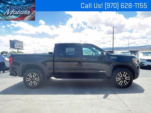 Black 2022 GMC Sierra 1500 Limited AT4