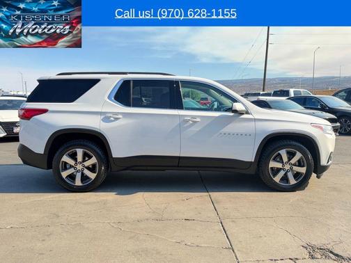 Summit White 2021 Chevrolet Traverse LT Leather