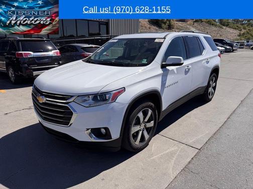 Summit White 2021 Chevrolet Traverse LT Leather