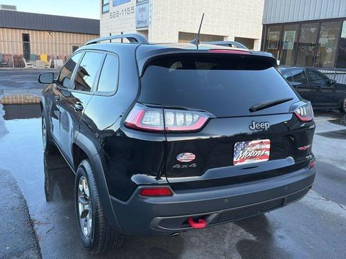 Diamond Black 2019 Jeep Cherokee Trailhawk