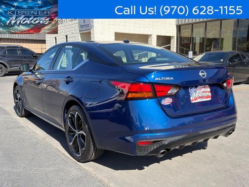 Deep Blue Pearl 2024 Nissan Altima 2.5 SR
